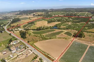 703 &amp 703A Hall Rd, Royal Oaks, CA 95076 - Photo 2