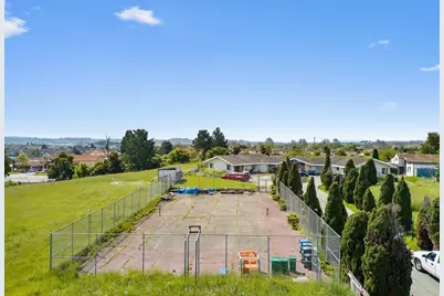40 Eileen St, Watsonville, CA 95076 - Photo 16