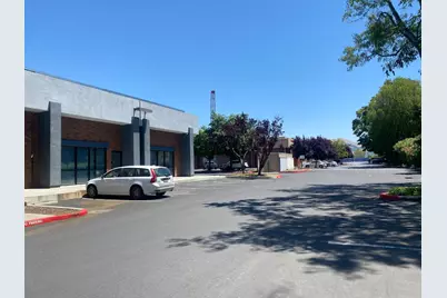 2050 Concourse Dr 56, San Jose, CA 95131 - Photo 10