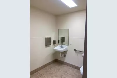 2050 Concourse Dr 56, San Jose, CA 95131 - Photo 22