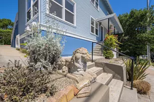 206 Cypress Ave, Pacific Grove, CA 93950 - Photo 2