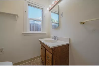 206 Cypress Ave, Pacific Grove, CA 93950 - Photo 24