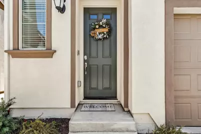 8906 Upbeat Way, Elk Grove, CA 95757 - Photo 2