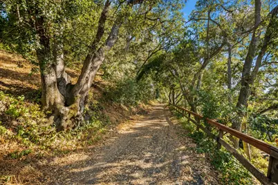 16497 S Kennedy Rd, Los Gatos, CA 95030 - Photo 14