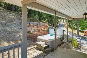 24895 Skyland Rd, Los Gatos, CA 95033 - Photo 54