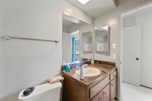 2005 Parrott Dr, San Mateo, CA 94402 - Photo 34