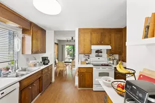 2005 Parrott Dr, San Mateo, CA 94402 - Photo 22