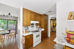 2005 Parrott Dr, San Mateo, CA 94402 - Photo 24