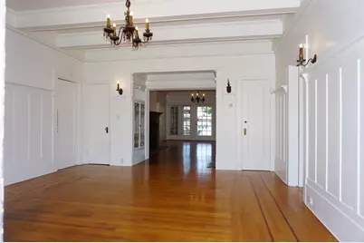 121 E Julian St, San Jose, CA 95112 - Photo 10