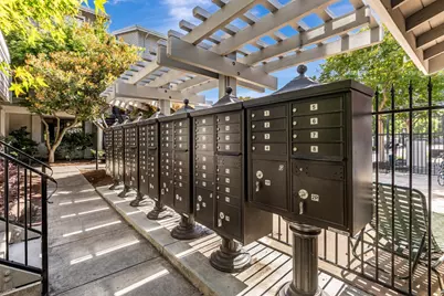 6886 Chantel Ct, San Jose, CA 95129 - Photo 32