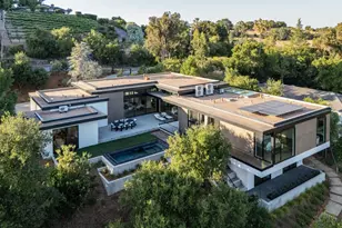 25251 La Rena Ln, Los Altos Hills, CA 94022 - Photo 1