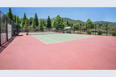 7466 Dunbar Ct, Gilroy, CA 95020 - Photo 102
