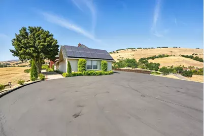 2525 Bridle Path Dr, Gilroy, CA 95020 - Photo 72
