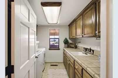 2525 Bridle Path Dr, Gilroy, CA 95020 - Photo 38