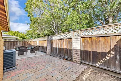 1329 Essex Way, San Jose, CA 95117 - Photo 26