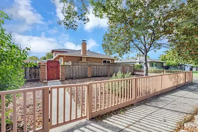 1329 Essex Way, San Jose, CA 95117 - Photo 48
