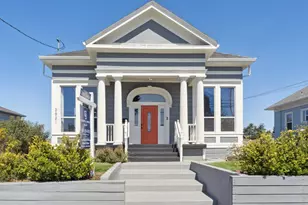 2521 Grande Vista Ave, Oakland, CA 94601 - Photo 1