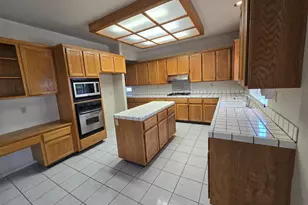 1204 Pickford Way, Salinas, CA 93906 - Photo 10