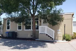 440 Moffett Blvd 84, Mountain View, CA 94043 - Photo 8