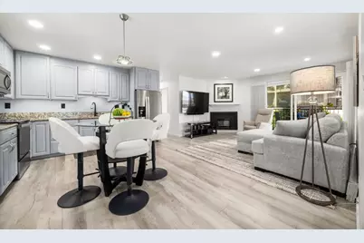 825 Balboa Ave 102, Capitola, CA 95010 - Photo 1