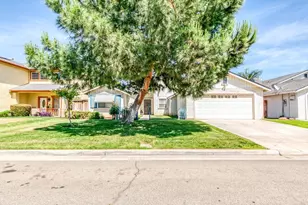 2670 N Katy Ave, Fresno, CA 93722 - Photo 1