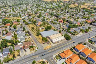 1545 Stone Creek Dr, San Jose, CA 95132 - Photo 6