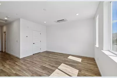 1377 California Cir, Milpitas, CA 95035 - Photo 40