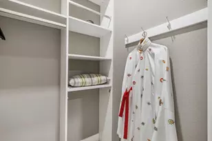 1000 Berryessa Ln 211, Davis, CA 95616 - Photo 18