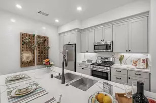 1000 Berryessa Ln 211, Davis, CA 95616 - Photo 4