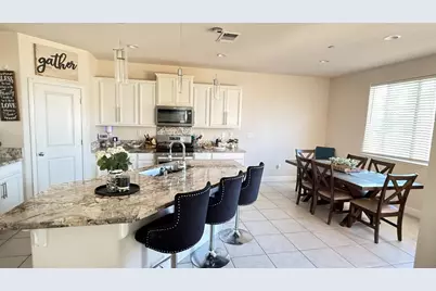 755 Alicante Dr, Hollister, CA 95023 - Photo 12