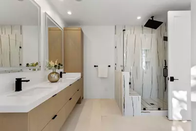 18071 Saratoga Los Gatos Rd, Monte Sereno, CA 95030 - Photo 32