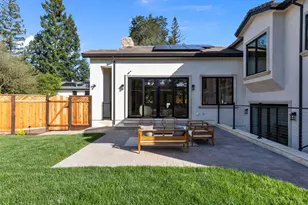 18071 Saratoga-Los Gatos Rd, Monte Sereno, CA 95030 - Photo 40