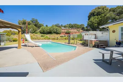 18101 Berta Canyon Rd, Salinas, CA 93907 - Photo 28