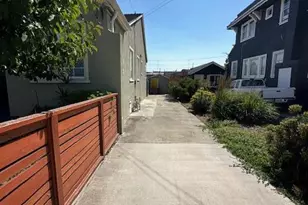 5821 Fleming Ave, Oakland, CA 94605 - Photo 8