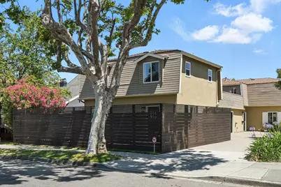 946 Laguna Ave, Burlingame, CA 94010 - Photo 1