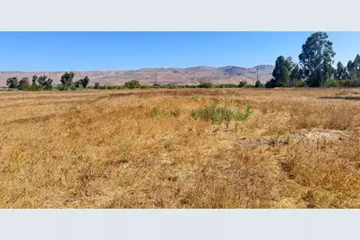 10868 Dougherty Ave, Morgan Hill, CA 95037 - Photo 4