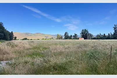 10868 Dougherty Ave, Morgan Hill, CA 95037 - Photo 2