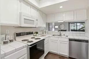 880 N Winchester Blvd 102, Santa Clara, CA 95050 - Photo 8