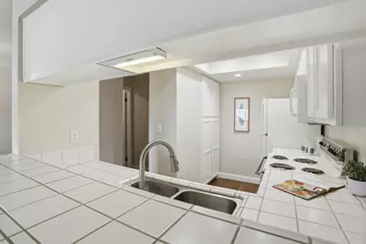 880 N Winchester Blvd 102, Santa Clara, CA 95050 - Photo 6