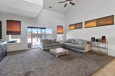 572 St Helena Dr, Newman, CA 95360 - Photo 10
