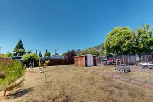 3939 Edgemoor Pl, Oakland, CA 94605 - Photo 20