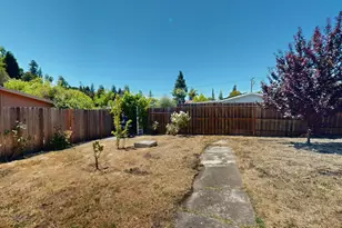 3939 Edgemoor Pl, Oakland, CA 94605 - Photo 22