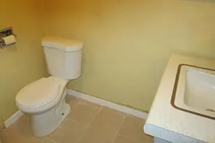 3939 Edgemoor Pl, Oakland, CA 94605 - Photo 8