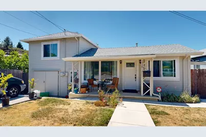 3939 Edgemoor Pl, Oakland, CA 94605 - Photo 2