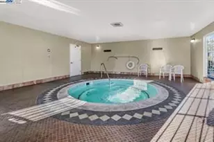 2151 Oakland Rd 297, San Jose, CA 95131 - Photo 34