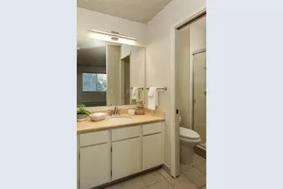 1021 Cheryl Ann Cir 62, Hayward, CA 94544 - Photo 8