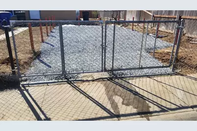 7440 38th Ave, Sacramento, CA 95824 - Photo 4