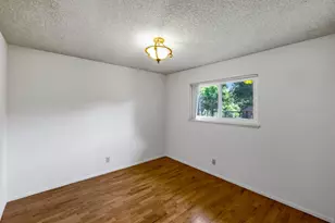 19060 Oak Heights Dr, Salinas, CA 93907 - Photo 16