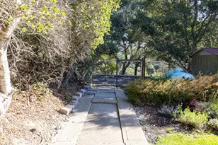 19060 Oak Heights Dr, Salinas, CA 93907 - Photo 20