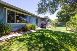 19060 Oak Heights Dr, Salinas, CA 93907 - Photo 1